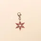 Preview: Charmsanhänger Weihnachten Schneeflocke rot emailliert versilbert mit Karabiner, Modeschmuck handmade chic-peppig-bunt