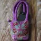 Preview: Täschchen lila mini aus Filz Blume bestickt - geschenktasche lila blume