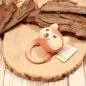 Preview: Greifling Fuchs Orange – Handgestrickter Beißring aus Naturholz - HickUps - greifling stoff holz beisring fuchs aprikot babyspielzeug gestrickt
