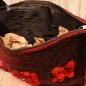 Preview: Umhängetasche filz rot - schwarz Bommeln pink/lila - handtasche filz xxl gross rot schwarz bommeln 1fach