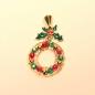 Preview: Kettenanhänger Weihnachtsschmuck Kranz mit Zweigen vergoldet handmade chic-peppig-bunt