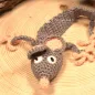 Preview: Lesezeichen Leseratte gehäkelt Billy grau - lesezeichen gehäkelt maus billy grau handmade