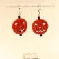 Preview: Handgefertigter Modeschmuck mit Hasenmotiv aus versilbertem Metall.