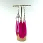 Preview: Handgefertigter Modeschmuck mit Hasenmotiv aus versilbertem Metall.