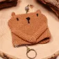 Preview: Gehäkelter Schlüsselanhänger Bär braun handmade mit grünem Band und Schlüsselring als Taschenbaumler