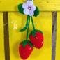 Preview: Schlüsselanhänger gehäkelte Erdbeeren rot Preview: Schlüsselanhänger gehäkelte Erdbeeren rot