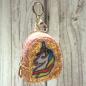 Preview: Detailaufnahme des Glitzer Stoffs und des Motivs Einhorn auf der kleinen Utensilientasche Preview: Detailaufnahme des Glitzer Stoffs und des Motivs Einhorn auf der kleinen Utensilientasche