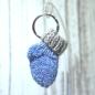 Preview: mini Socke handgestrickt als Scchlüsselanhänger