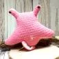 Preview: Gehäkelter Seestern Stoffpuppe Stofftier Handmade Pink Rosa Weiß 30cm Dekofigur