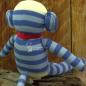 Preview: grauer Affe mit blau und hellblau Streifen