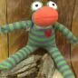 Preview: Socken Frosch in grün mit orange farbigen Mund