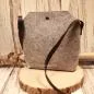 Preview: Filz Handtasche Hellgrau – Umhängetasche mit Lederriemen - umhaengetasche handtasche filz hellgrau druckknopf lederriemen 1fach
