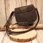Preview: Schwarze Leder Handtasche mit Fransen – Boho Schultertasche Echtleder - umhaengetasche handtasche leder fransen klein schwarz verstellbar