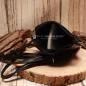 Preview: Geöffnetes Fach der schwarzen Ledertasche mit hochwertigem Innenfutter.