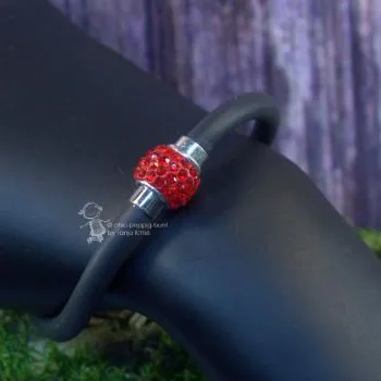 Armband-Strass-Kugel-handgefertigt - Armband Kautschuk schwarz rot3
