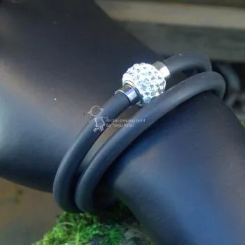 Armband-Strass-Kugel-handgefertigt - Armband Kautschuk schwarz weiss1