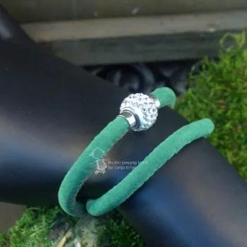 Armband-Strass-Kugel-handgefertigt - Armband leder gruen strass