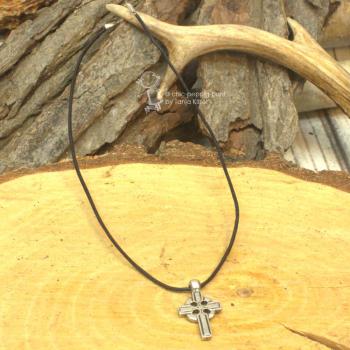 Halskette echt Leder mit keltischem Kreuz