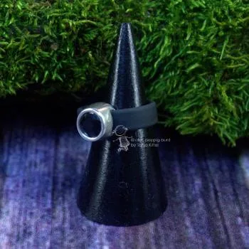 Damenring mit Kautschuk-Band schwarz und Swarovski-Stein schmal