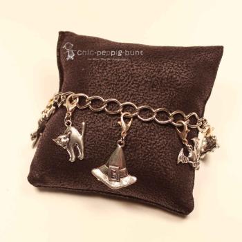 Bettelarmband versilbert mit 8 Charmsanhänger Helloween