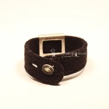 Armband schwarz mit Metall-Edelweiß Trachtenstil - armband tracht filz schwarz metall edelweiss holz knopf verstellbar