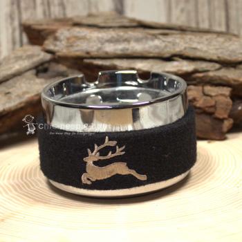 Windaschenbecher 8cm Filz Schwarz Hirsch-Motiv gestickt Metall Outdoor Aschenbecher Tracht Stil Windaschenbecher 8cm Filz Schwarz Hirsch-Motiv gestickt Metall Outdoor Aschenbecher Tracht Stil