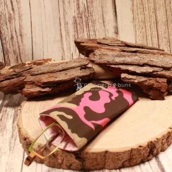 Brillenetui Stoff Camouflage mit Pink - brillenetui stoff handgenäht camouflage schwarz pink