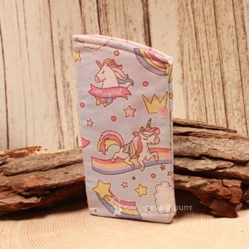 Brillenetui Stoff hellblau mit Einhorn und Regenbogen
