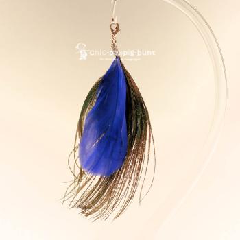 Charmsanhänger Pfauenfeder blau Karabiner