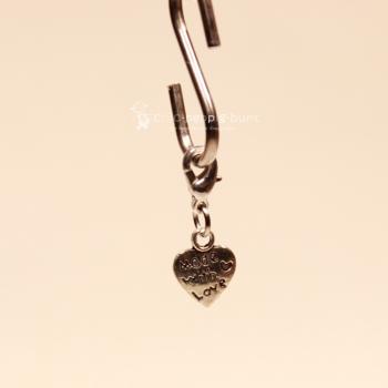 Charms Anhänger mini Herz `made with love` versilbert
