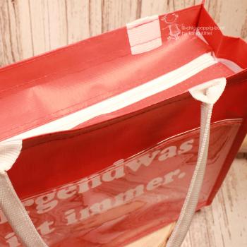 Innenansicht der witzigen Tasche mit Blick auf das zusätzliche Sicherheitsfach.