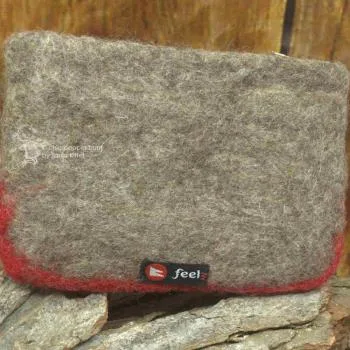 Mäppchen aus filz in rot