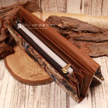 Innenansicht der Bären-Geldbörse mit 4 Kartenfächern und 4 langen Fächern für Geldscheine.