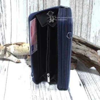 kleine Handtasche als Geldbeutel