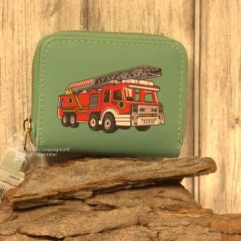 kleiner Kindergeldbeutel Feuerwehr auf grünem Kunstleder