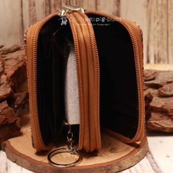 kleiner farbiger Geldbeutel