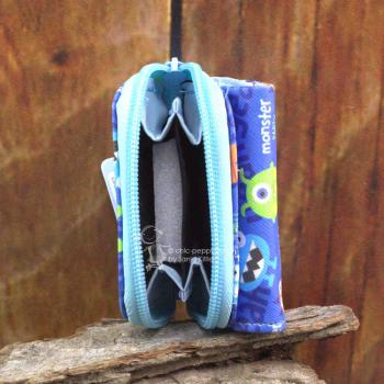 Geldbeutel mini abwaschbar dunkelblau mit bunter Monster Motiv