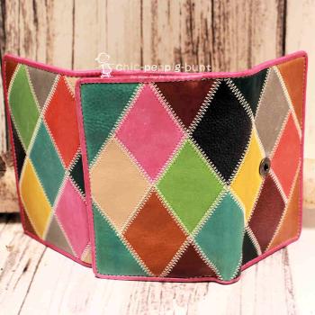 Geldbeutel mittelgroß buntes Leder - 19 Fächer Rautenmotiv