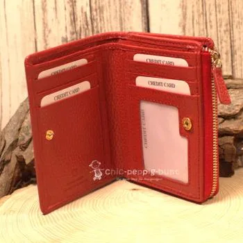 Brieftasche unisex aufgeklappt mit Reißverschlussfach für Münzen und Sichtfensterfach.