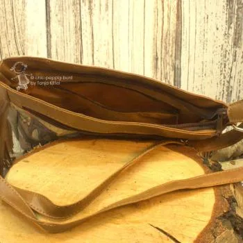 kleine braune Handtasche