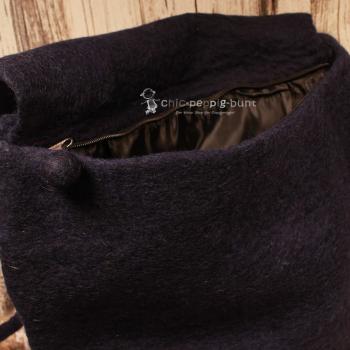 Umhängetasche filz dunkelblau gross Calla Blüte weiss