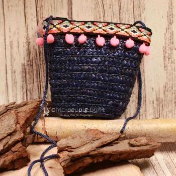 Handtasche Kinder Basttasche blau Bommeln in pink - handtasche kinder korb rattan 1fach reissverschluss klein dunkelblau bommeln