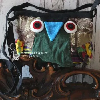 Handtasche in Eulenform grün Schnabel blau - handtasche eule blau bunt