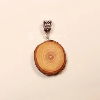 Kettenanhänger Holzscheibe Vogelbeere versilbert Schmuckanhänger Unikat handmade chic-peppig-bunt