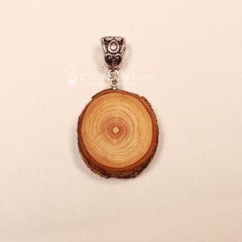 Modeschmuck Kettenanhänger Holzscheibe Vogelbeere versilbert Schmuckanhänger Unikat handmade chic-peppig-bunt
