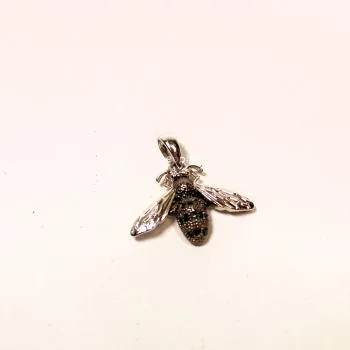Bienen Kettenanhänger Versilbert – Glitzer Anhänger Schwarz-Grau - kettenanhaenger biene schwarz versilbert modeschmuck