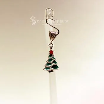 Kettenanhänger versilbert Weihnachten Christbaum grün emailliert - kettenanhaenger modeschmuck weihnachten baum gruen klein