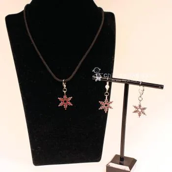 Schmuck-set Ohrringe mit Charmsanhänger Schneeflocke - kettenanhaenger ohringe set passend weihnachten handmade versilbert modeschmuck schneeflocke