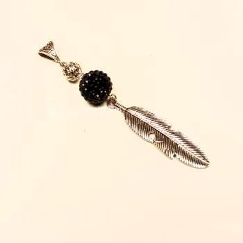 Kettenanhänger Silber Blatt schmal Strassperle schwarz - kettenanhaenger strass perle schwarz metall schmal blatt glitzer