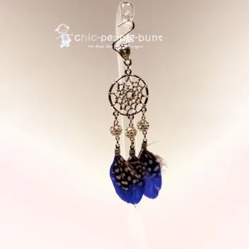 Kettenanhänger Traumfänger rund Feder punkte dots blau - Strassperle - kettenanhaenger traumfaenger rund metall versilbert federn perle punkte dots blau